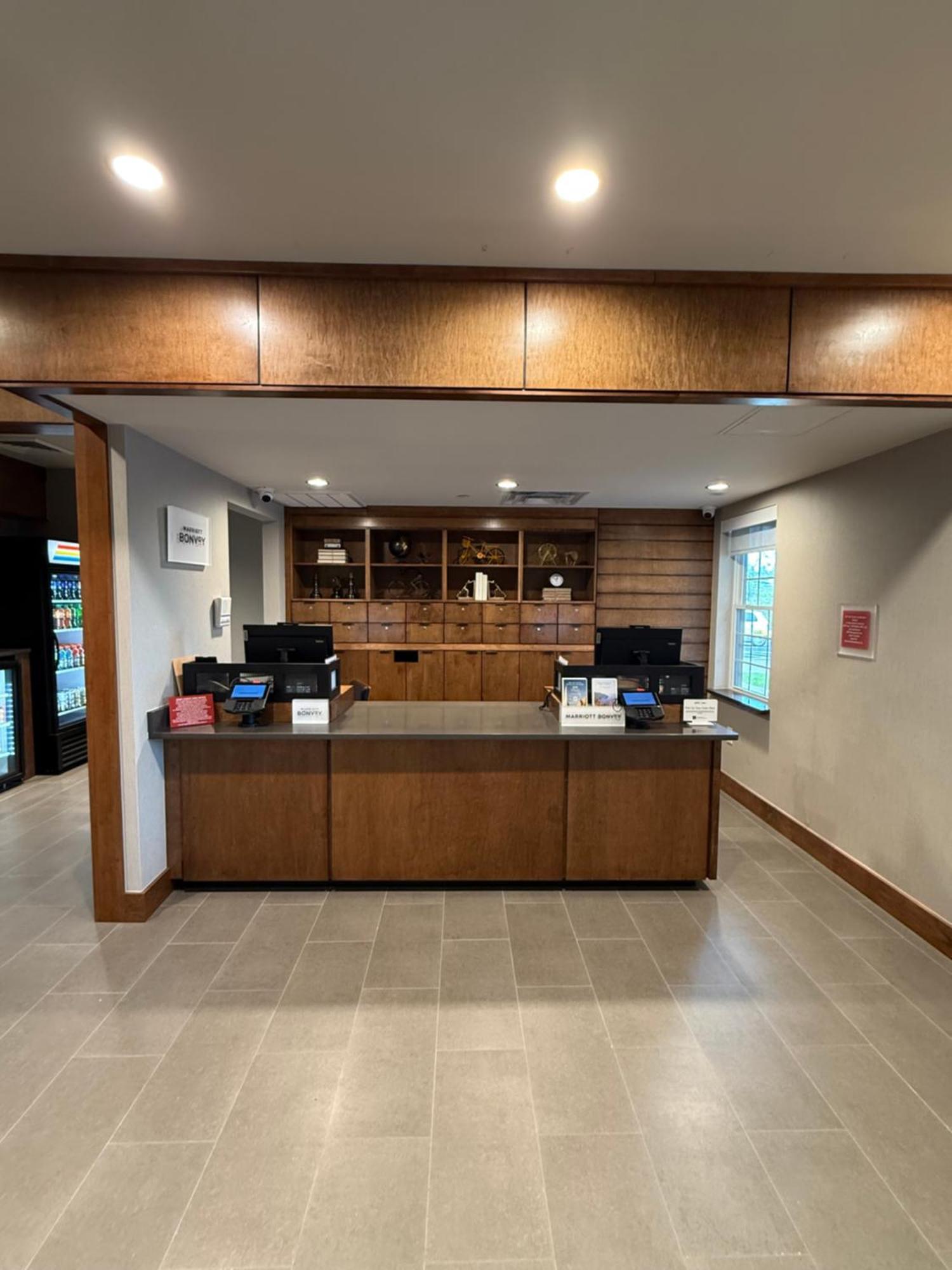Four Points By Sheraton Bedford Manchester Airport Bagian luar foto