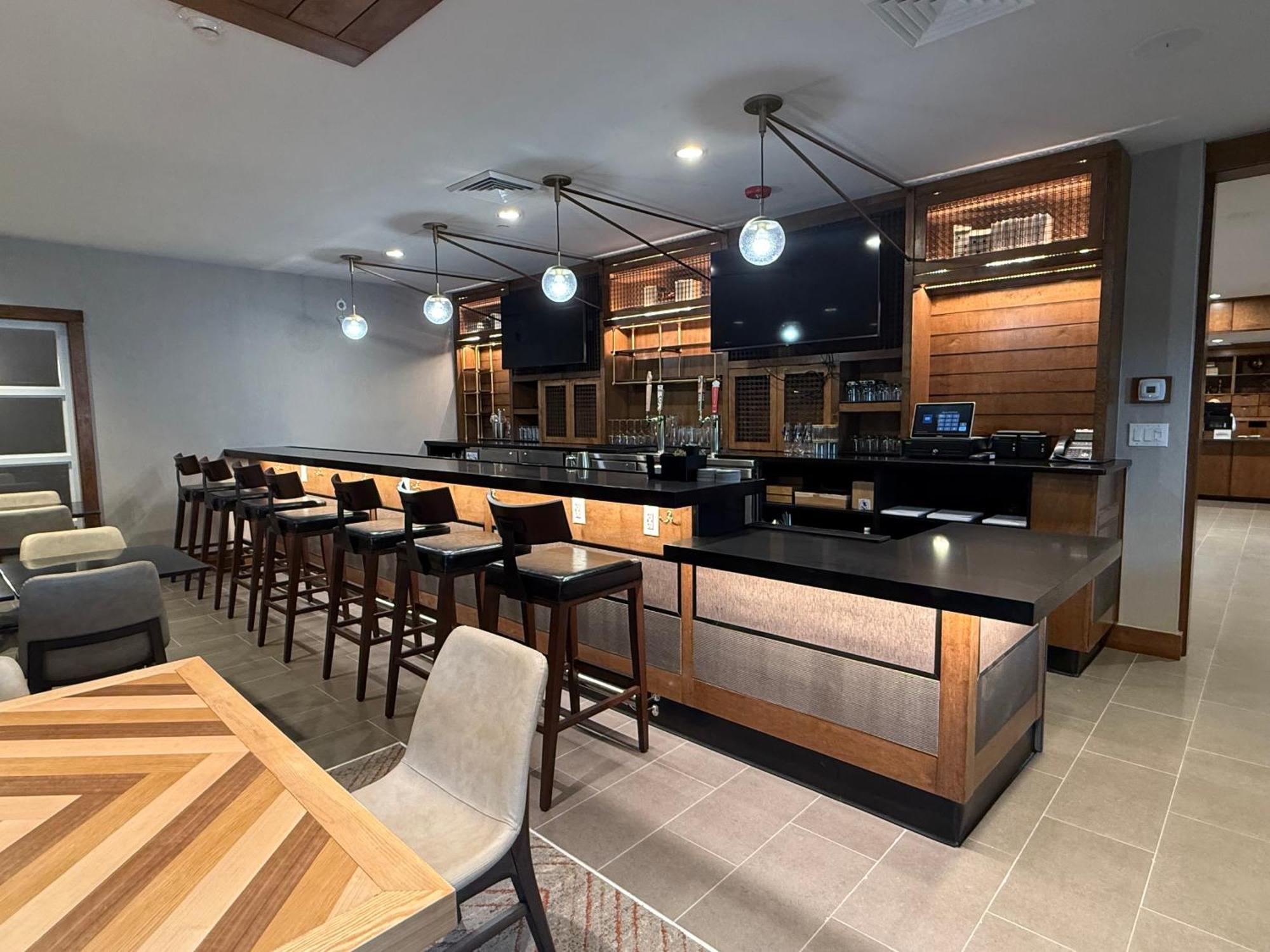 Four Points By Sheraton Bedford Manchester Airport Bagian luar foto