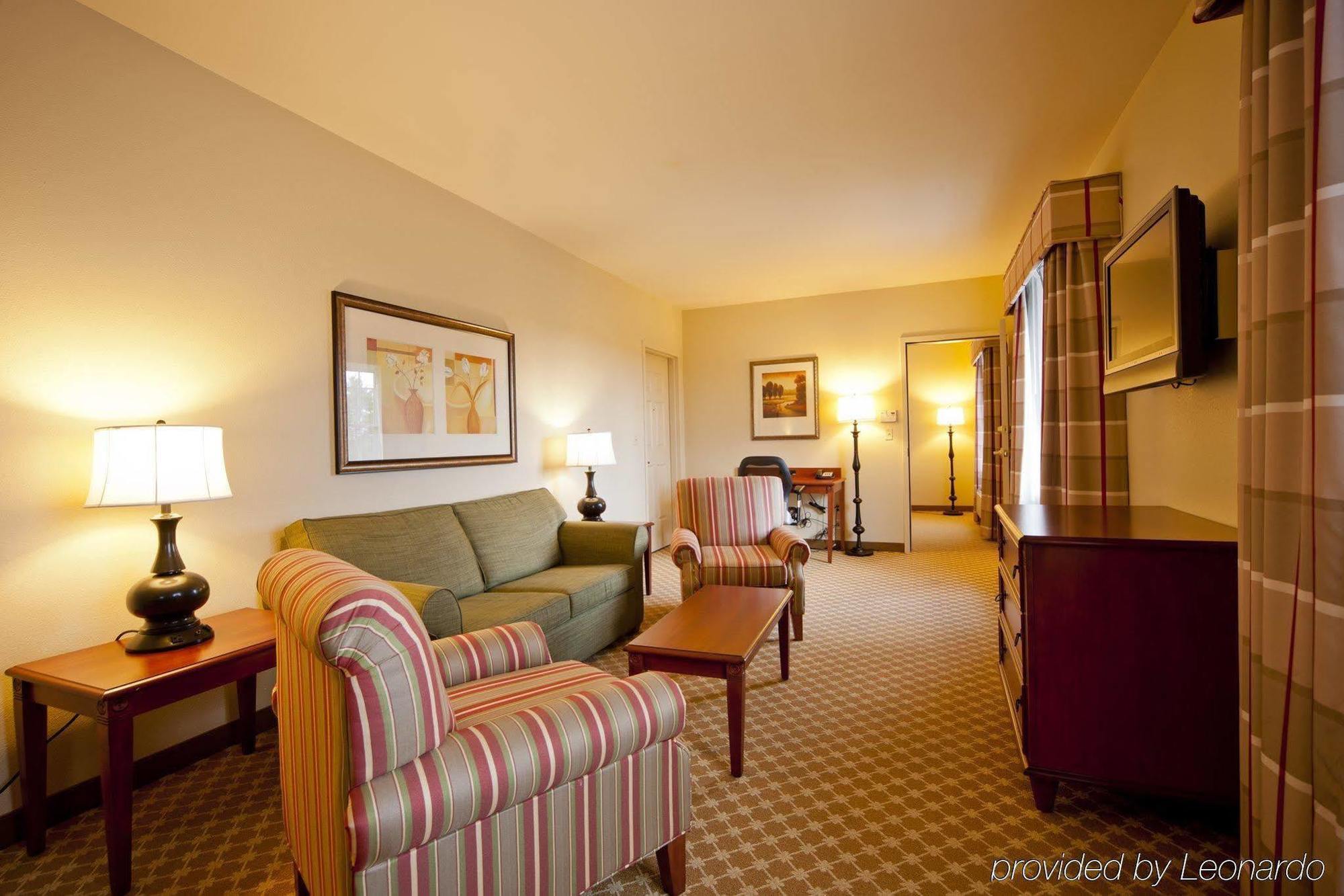 Four Points By Sheraton Bedford Manchester Airport Bagian luar foto